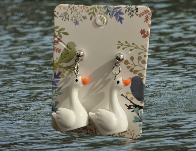Swan Earrings 