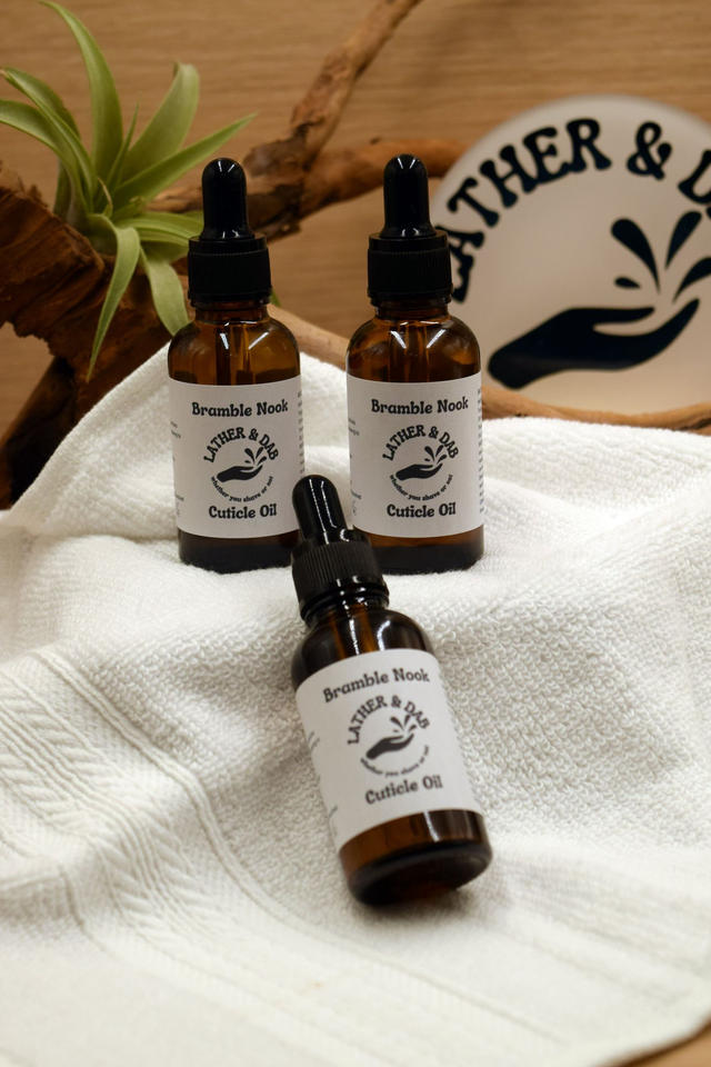 Bramble Nook Nourishing Cuticle Oil – Earthy Rosemary 