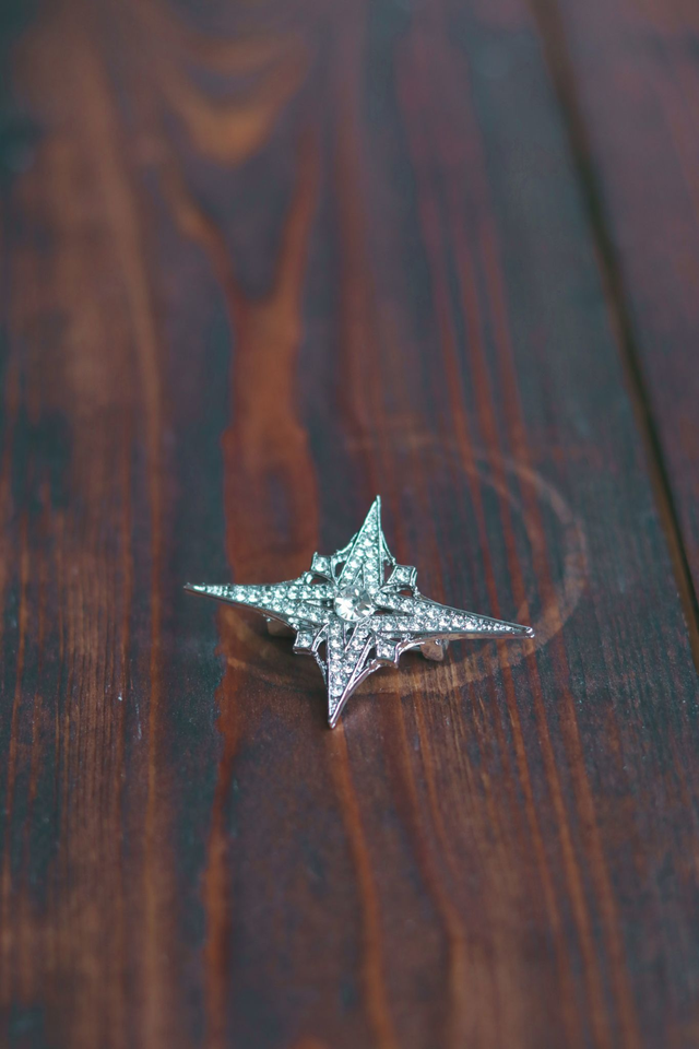 Broches • Art deco