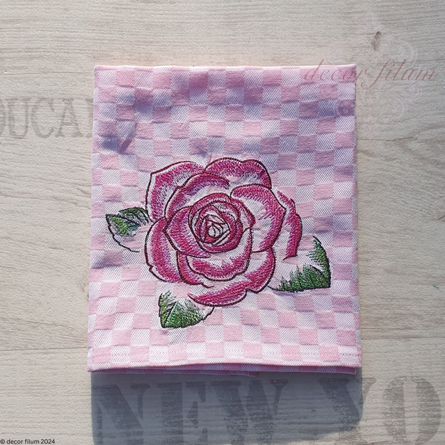 besticktes Geschirrtuch aus Baumwolle mit Rose