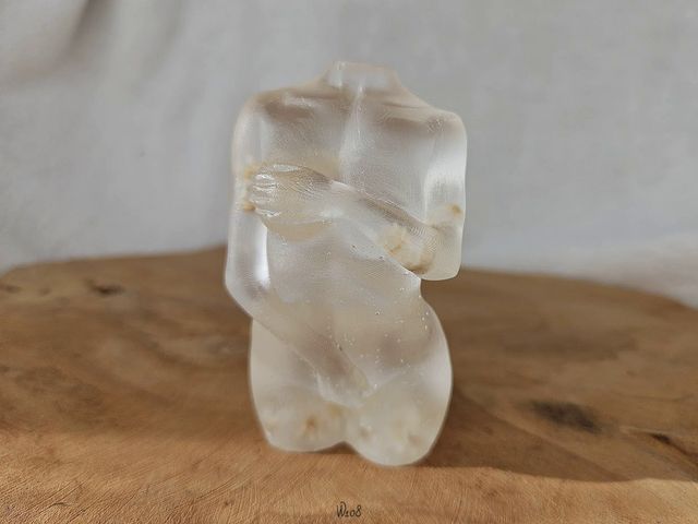 Woman Flowers (W108)