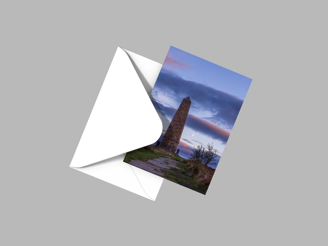 Monumental Moonrise, Captain Cooks Monument