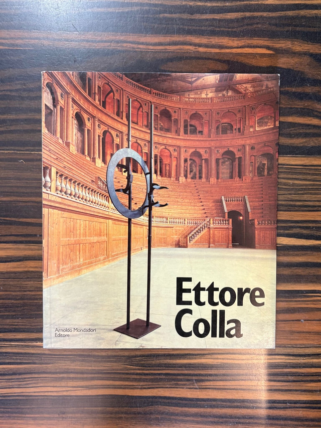 Mariano Apa, Galleria L&#039;Isola, Maurizio Calvesi (curatori) - Ettore Colla (Mondadori, 1986)