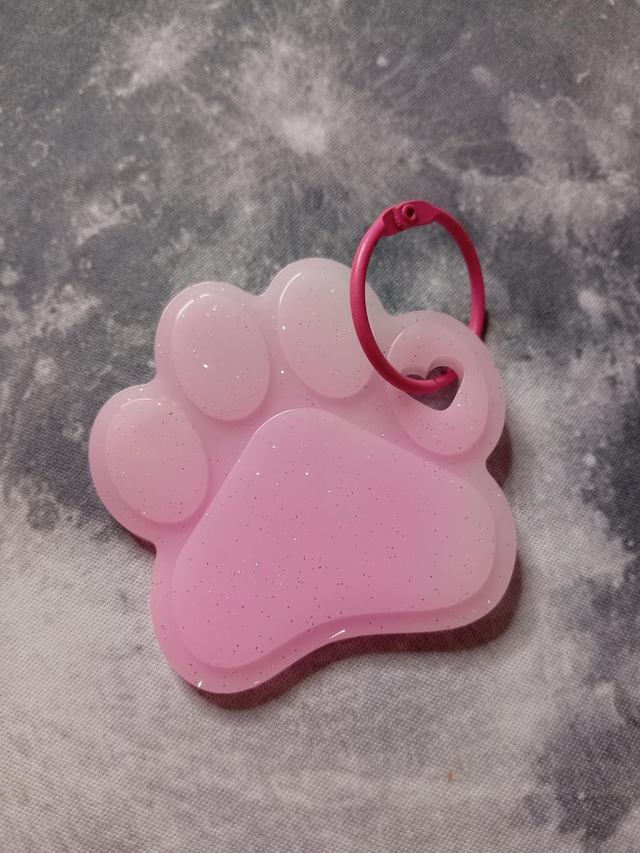 Large Paw Resin keychain