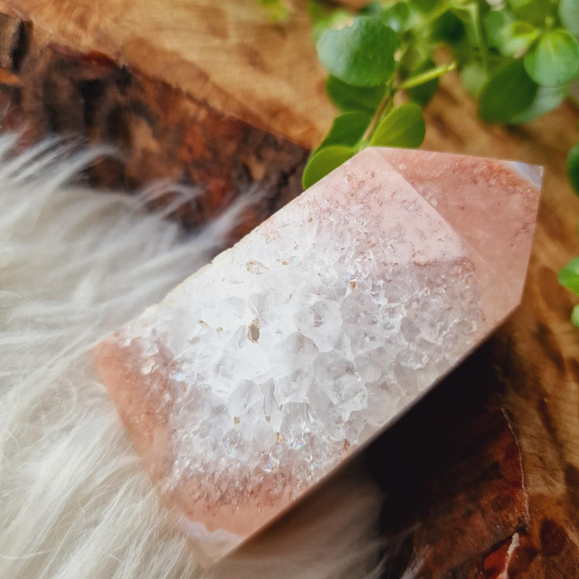 Pink Amethyst Point 157g