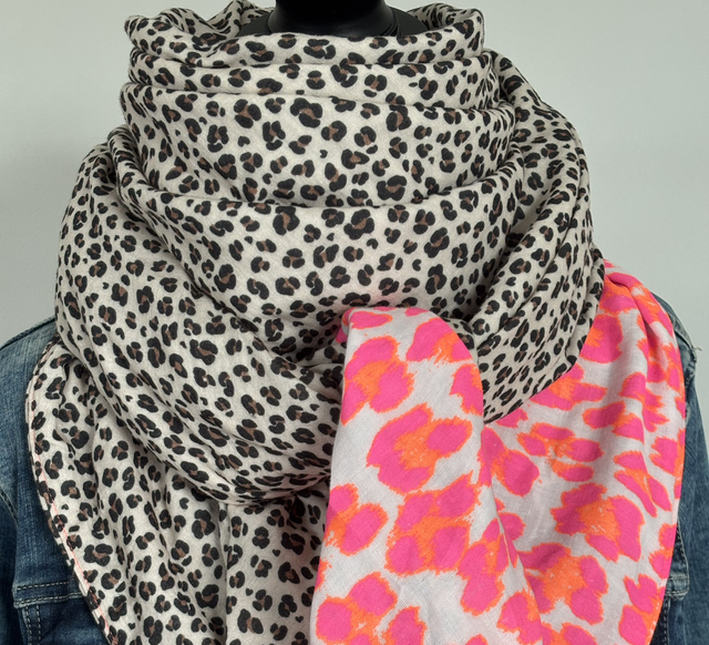 Foulard triangle — Léopard beige &amp; rose fluo imprimé