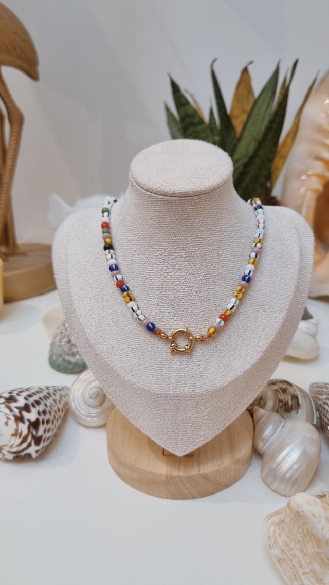 Collier perles de rocaille colorées - 3.8mm - fermoir doré 