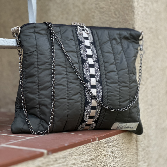 Sac carré matelassé kaki