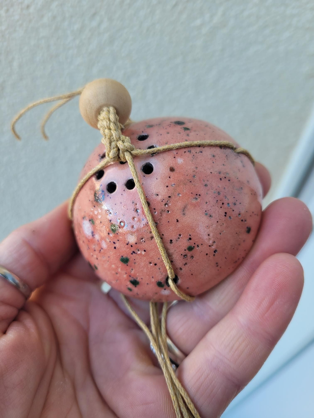 Porte-boule pour oiseaux, céramique,  artisanal, fait main