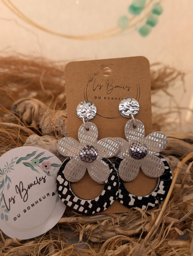 Boucles d'oreilles Baby Marguerite noir argenté mo147