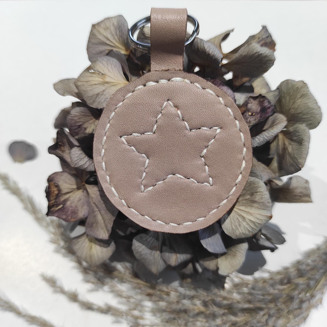 Porte clés Étoile en cuir 