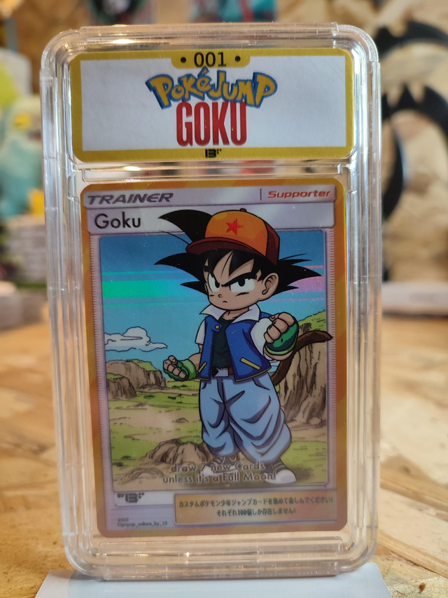 Carte custom Pokejump Goku sous slab
