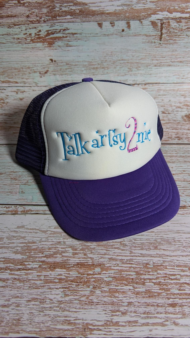 Trucker Cap "Talk artsy to me"