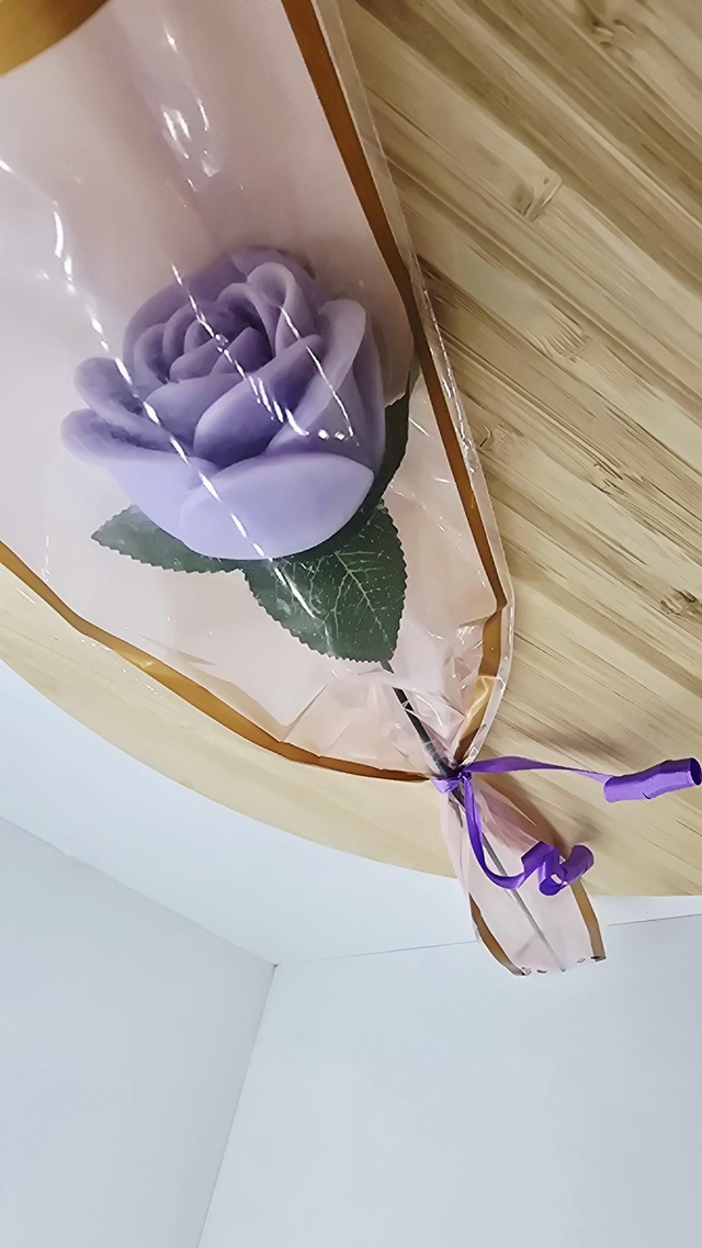 Rose unique