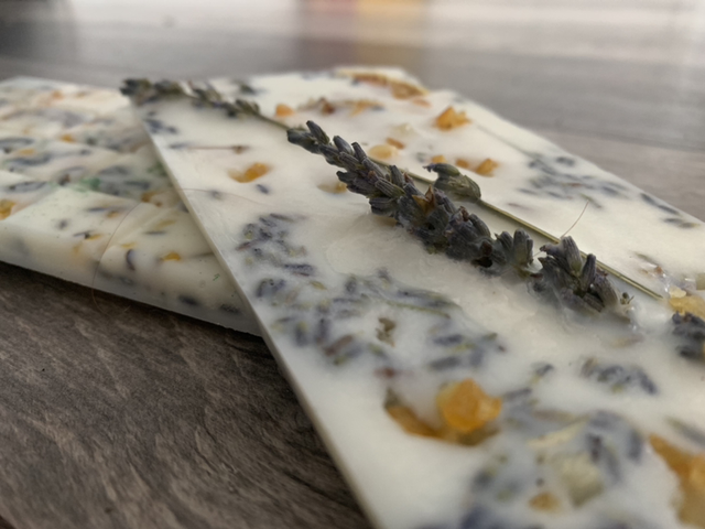 Lemon and Lavender soy wax snap bar 