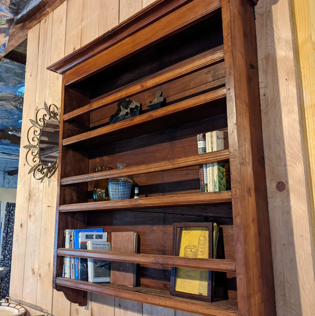 Etagère murale en bois