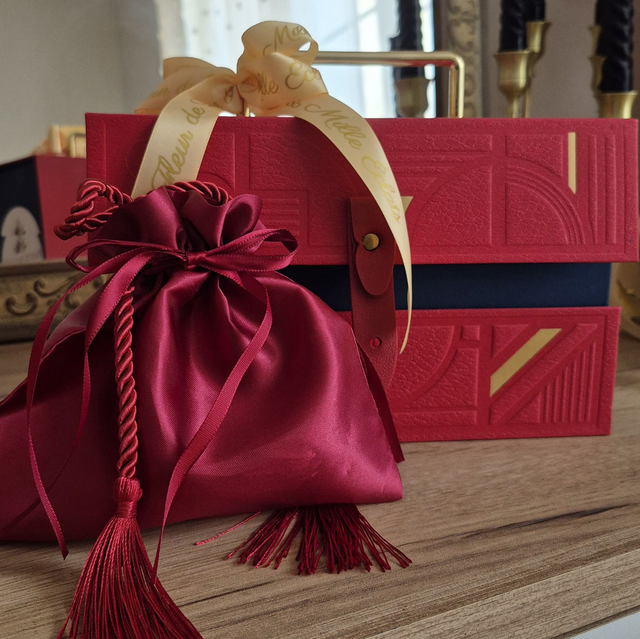 Écrin d'Hiver — Le Coffret Valise (12 Jours Version Rouge/Bleu))