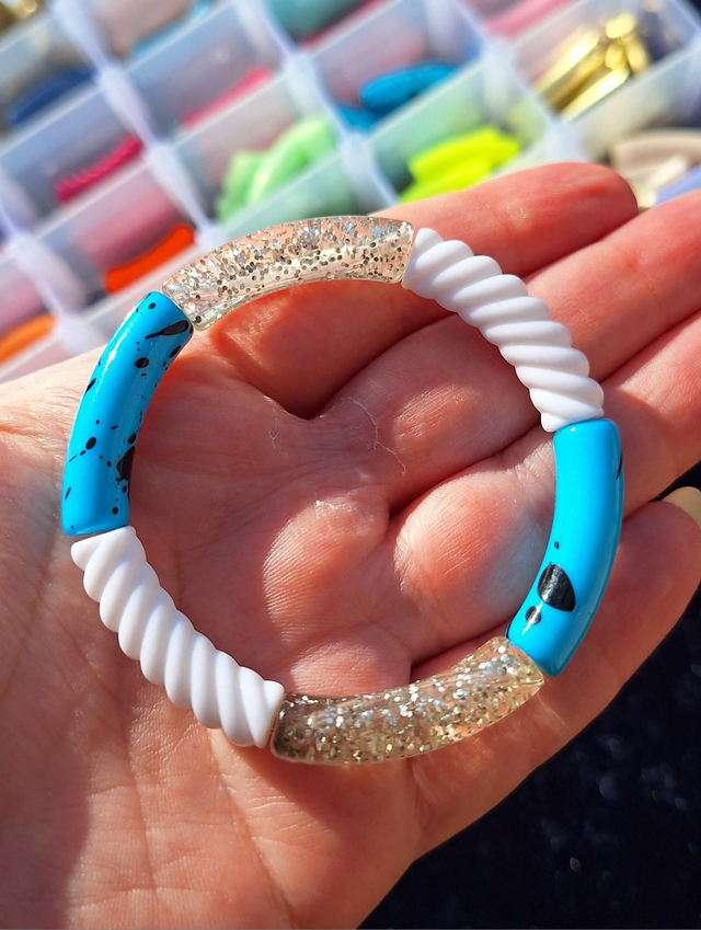 Bracelet Scarlett - Blanc torsadé, bleu tacheté et argenté paillettes