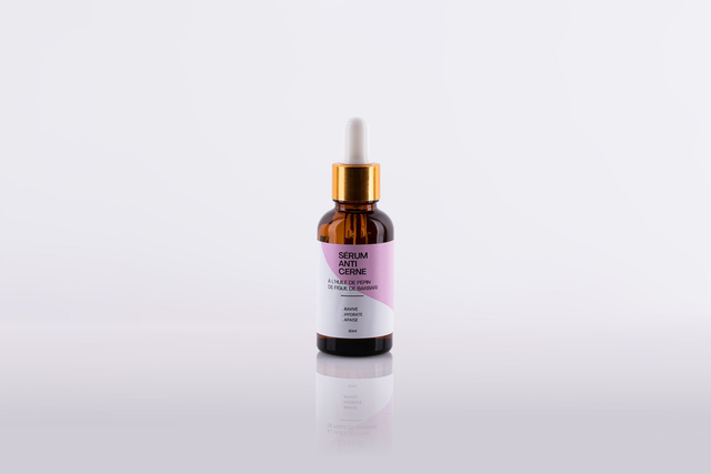 Serum Hydratant Anti-Cerne INSTANTANEÉ à l'Huile De Pépin de Figue de Barbarie