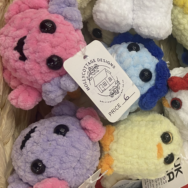 Axolotl (approx 3”)