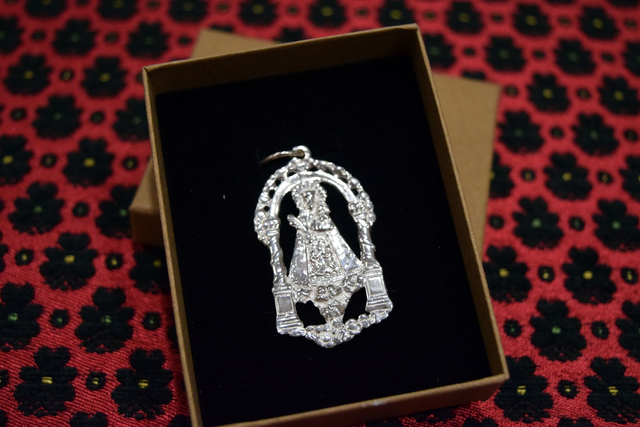 Medalla pequeña Virgen