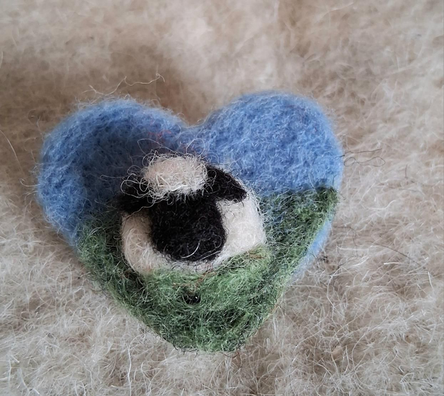Needle Felt Heart Shaped Brooches