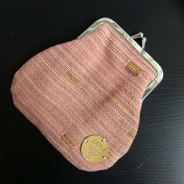 Kukkaro pilkullinen vaaleanpunainen