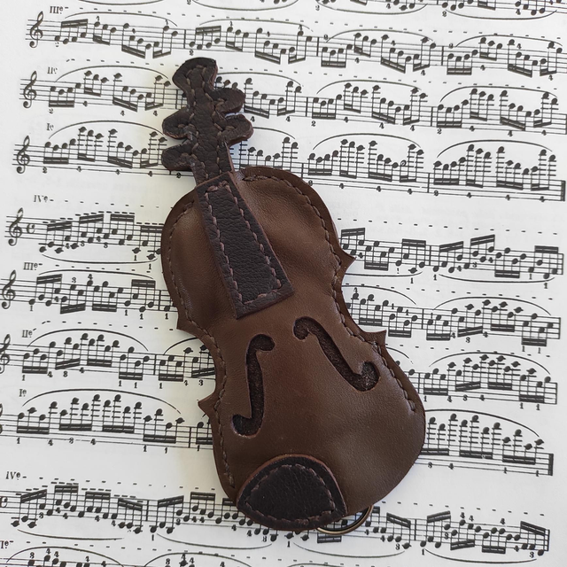 Range clés violon en cuir 