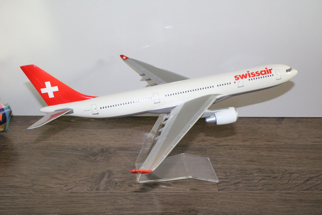 Swissair A330 Modell von Space Models, 1:100