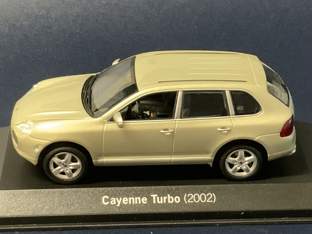 Porsche Cayenne Turbo 2002 Minichamps 1:43