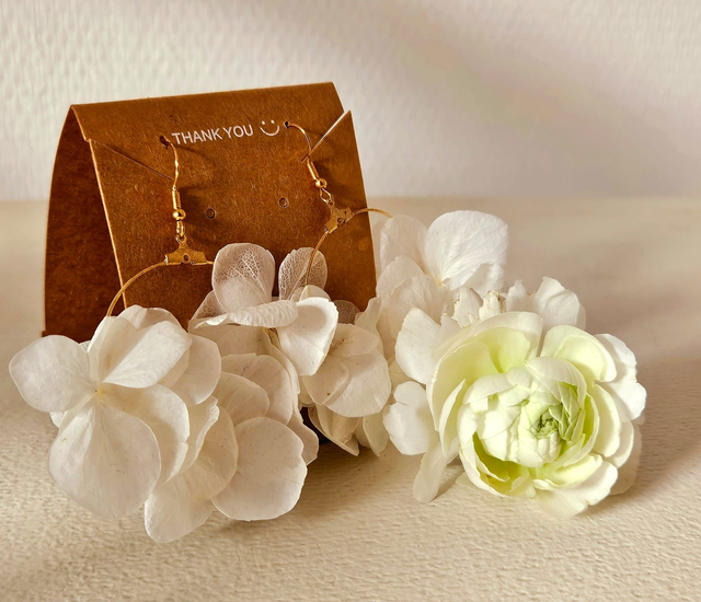 Boucle d&#039;oreilles fleuries