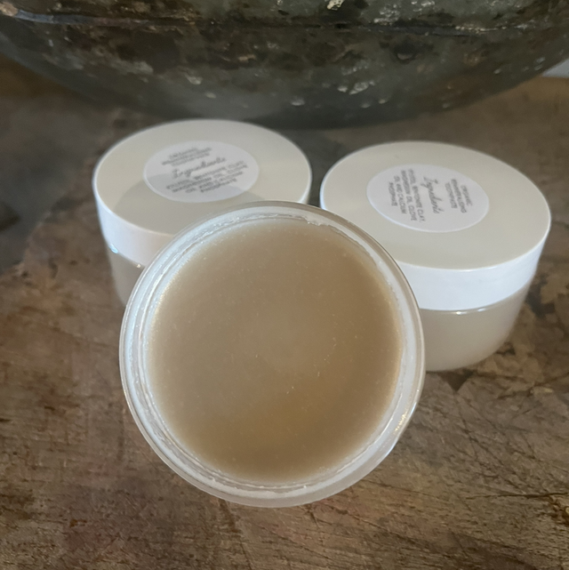 Remineralising toothpaste