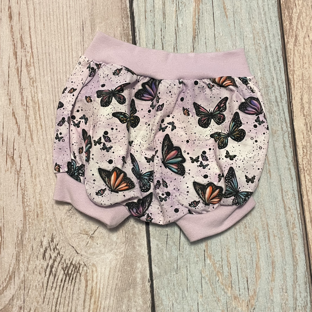 Sommershort, Größe 74, Schmetterlinge