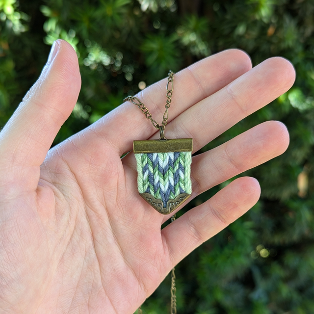Pendentif "Jardin après la pluie"