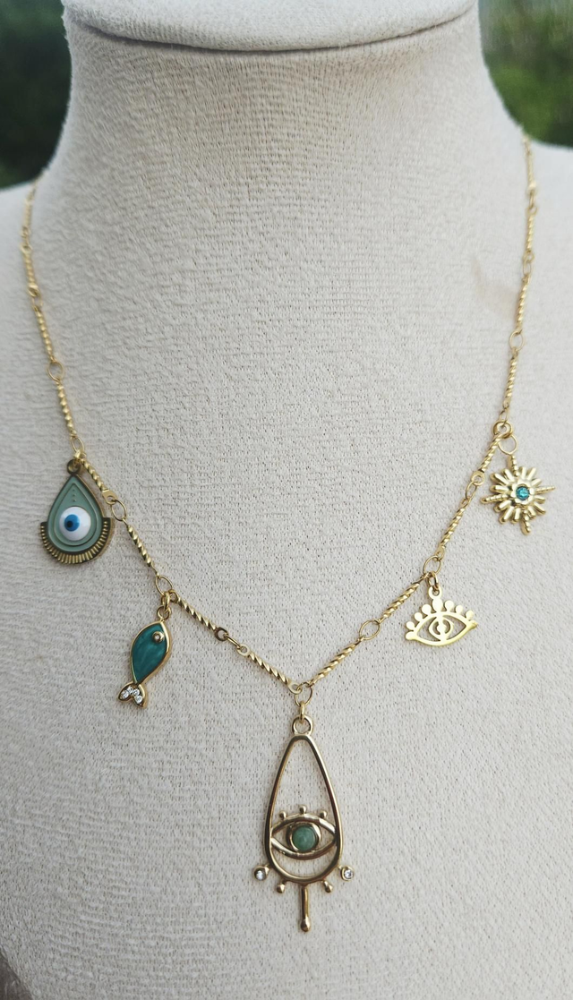Collier charms 