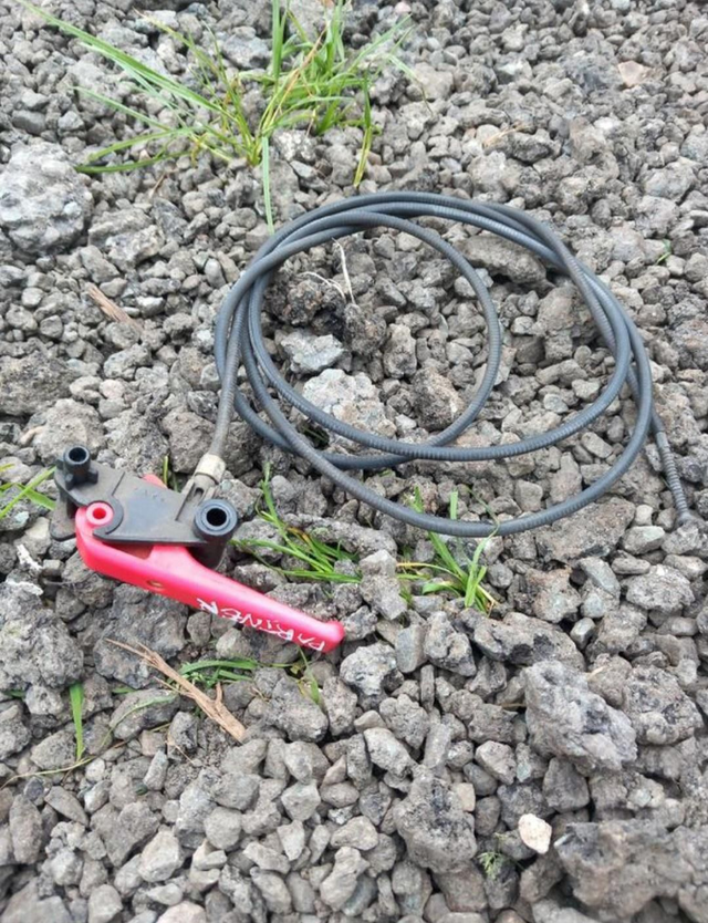 Cable ouverture de capot Peugeot partner 1