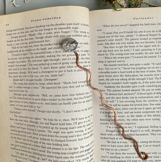 Bookmark Textures of Scotland or Outlander