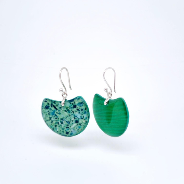 Boucles d&#039;oreilles vert lune