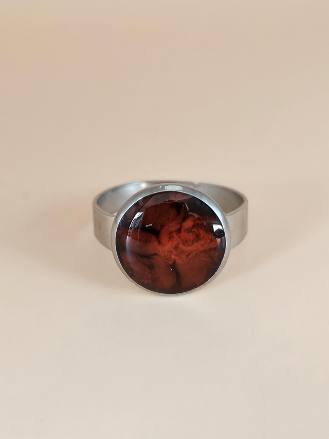 Bague en résine - rouge