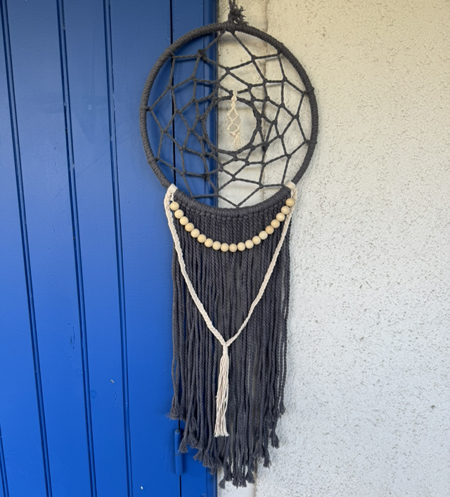 Attrape rêve gris