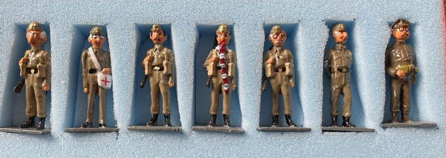 Good soldiers (At ease)