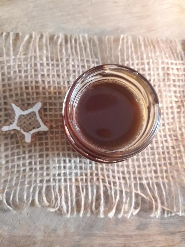 Miel d&#039;Eucalyptus à l&#039;huile essentielle : cicatrisant, purifiant.