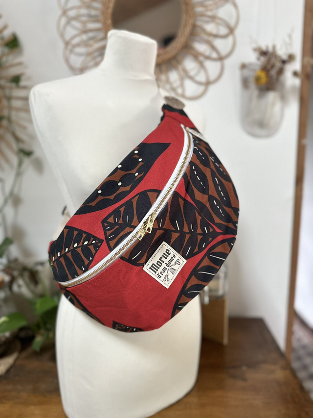 Sac banane xxl feuille rouge 