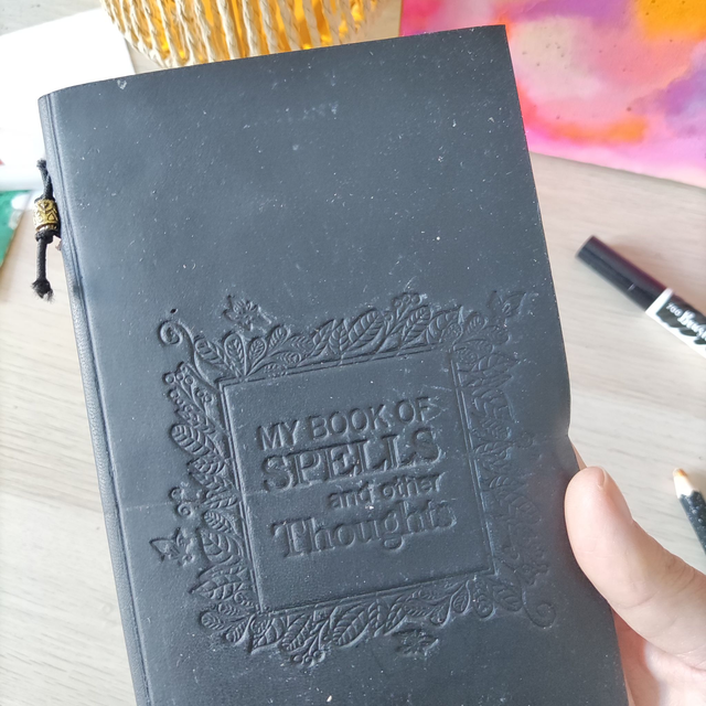 Mon livre de sorts et d&#039;autres pensées - Carnet artisanal en cuir
