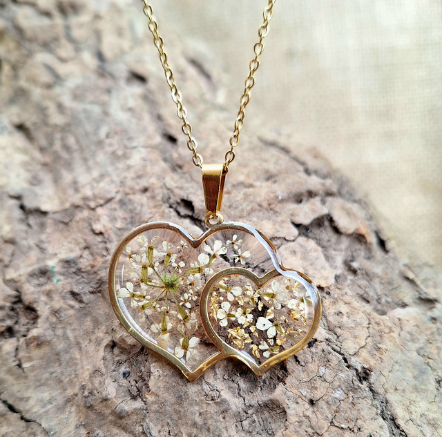 Collier cœurs de fleurs ♡ doré