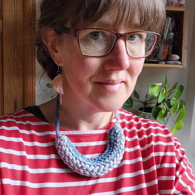 Knitted Yarn Necklace - Dusty Blue/Grey Spot