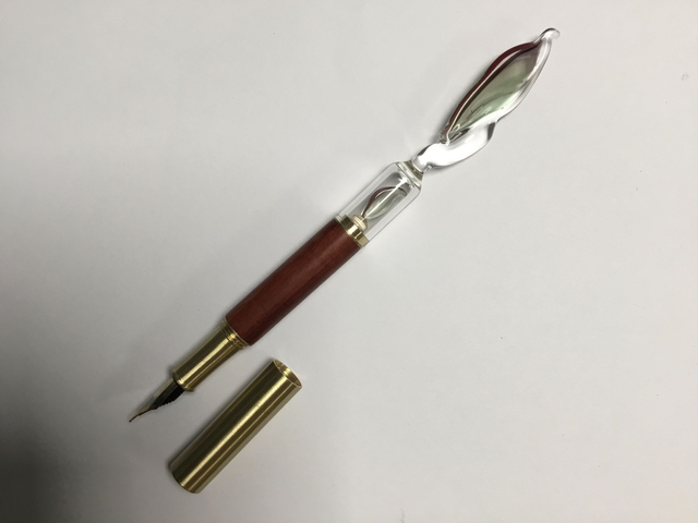 Stylo à plume réf Styp 009