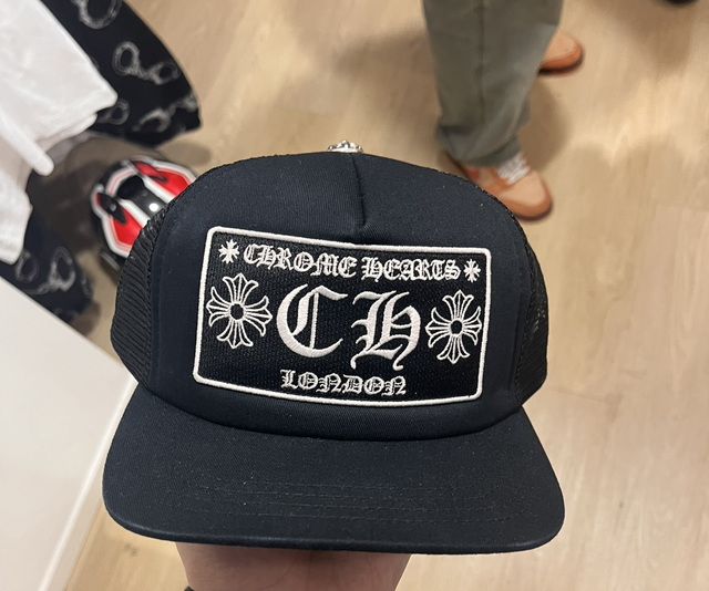 Chrome Hearts trucker NEW