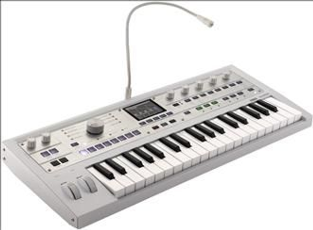 Sintetizador
Sintetizador Korg microKORG2 MWH Branco Metálico
