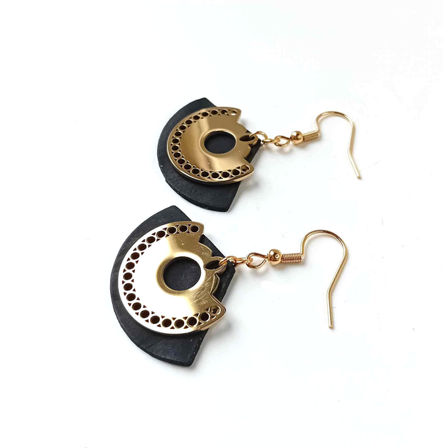 Boucles d&#039;Oreilles Upcyclées en Chambre à Air Recyclée et Acier - Aztèques
